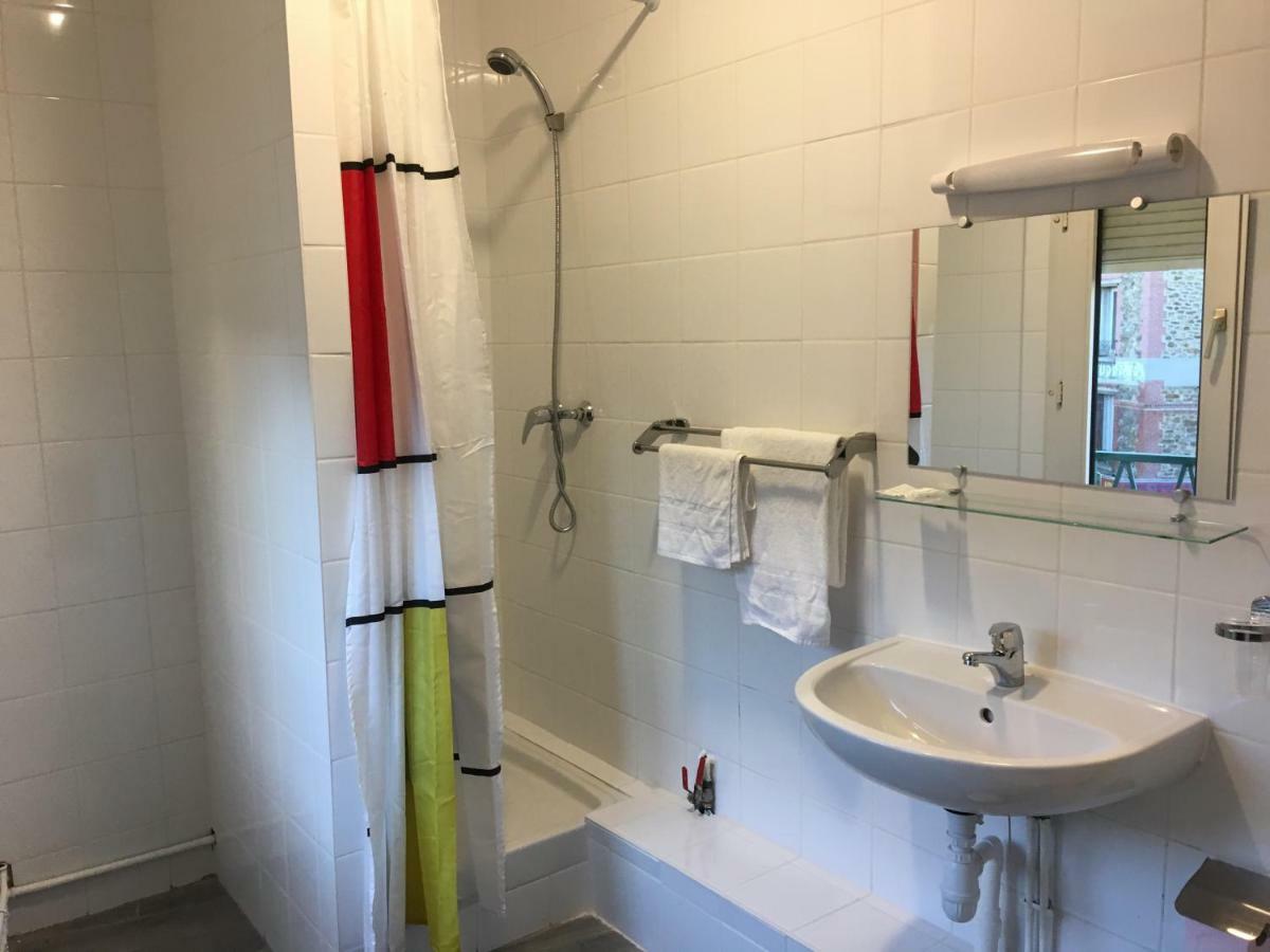 Hotel De Strasbourg Aulnay-sous-Bois Εξωτερικό φωτογραφία