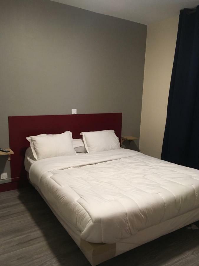 Hotel De Strasbourg Aulnay-sous-Bois Εξωτερικό φωτογραφία